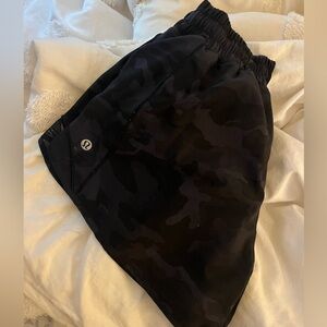 Hotty Hot Shorts 5 inch seam